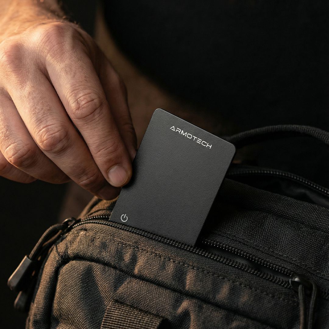 Smart Tracking Card