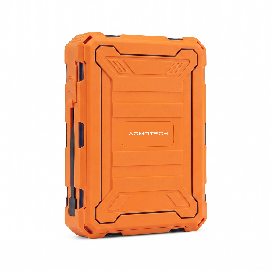 Outlast - Power Bank + 3 Gifts ($100 value)