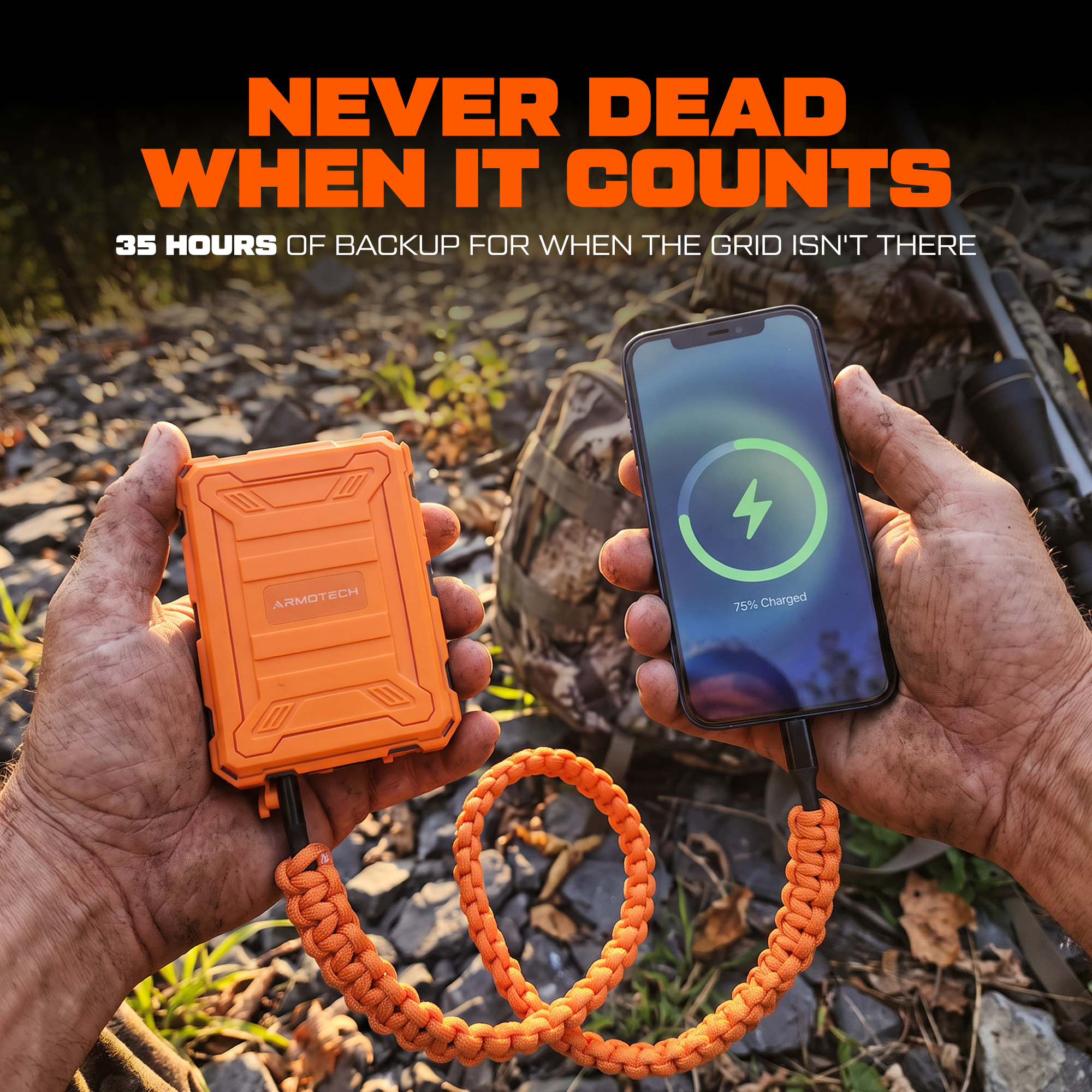 Outlast - Batería externa + cable de paracord gratis