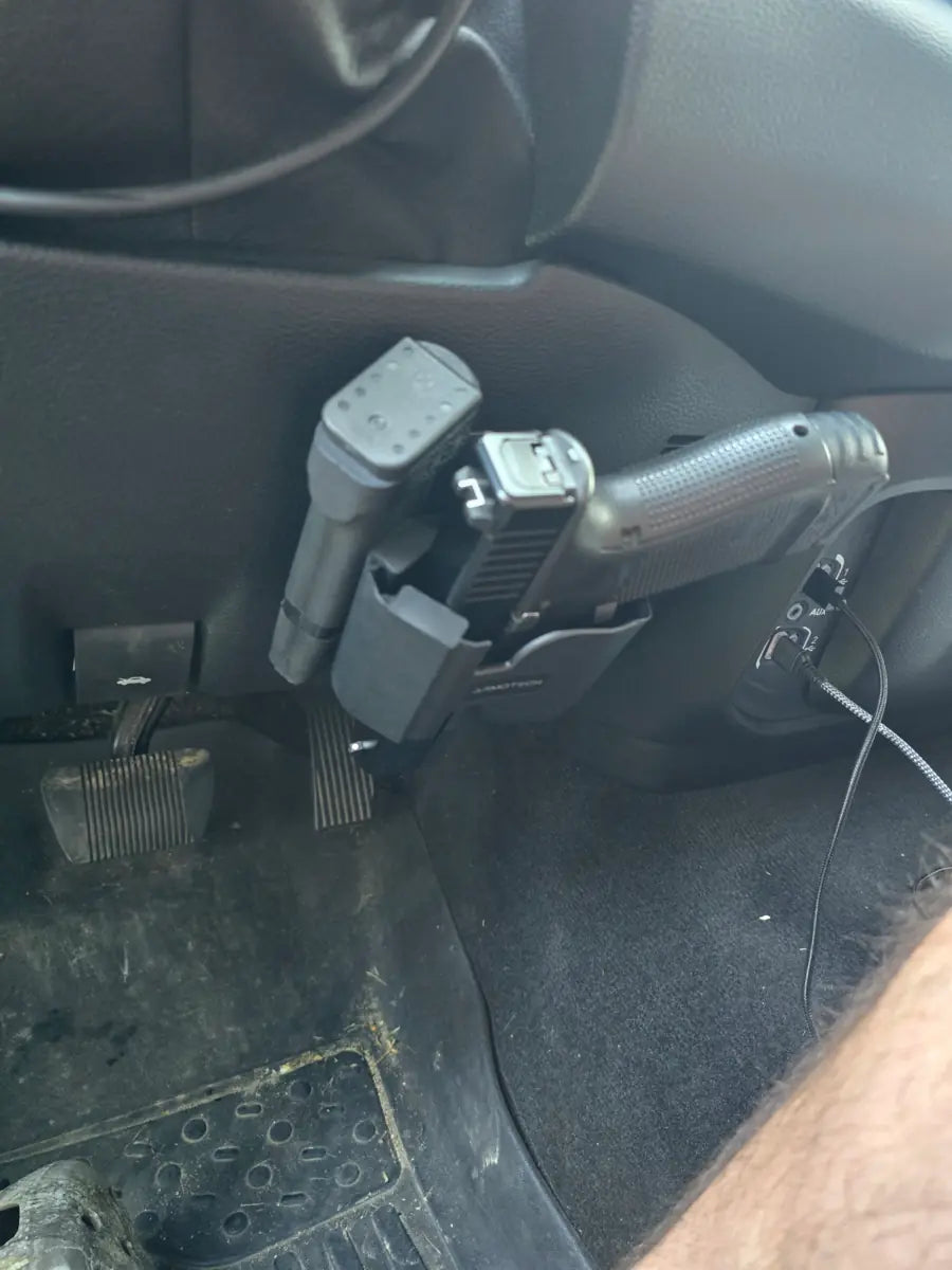 Erik Griffith's ARMOTECH 4.0 vehicle installation
