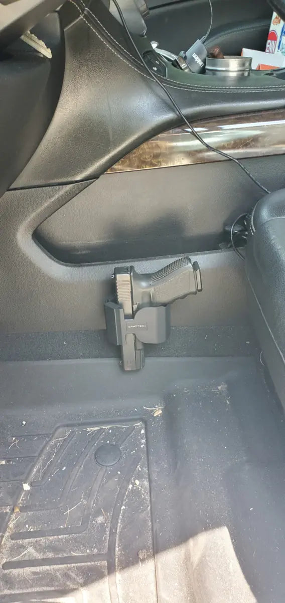 Kirk Wurster's ARMOTECH 4.0 vehicle installation